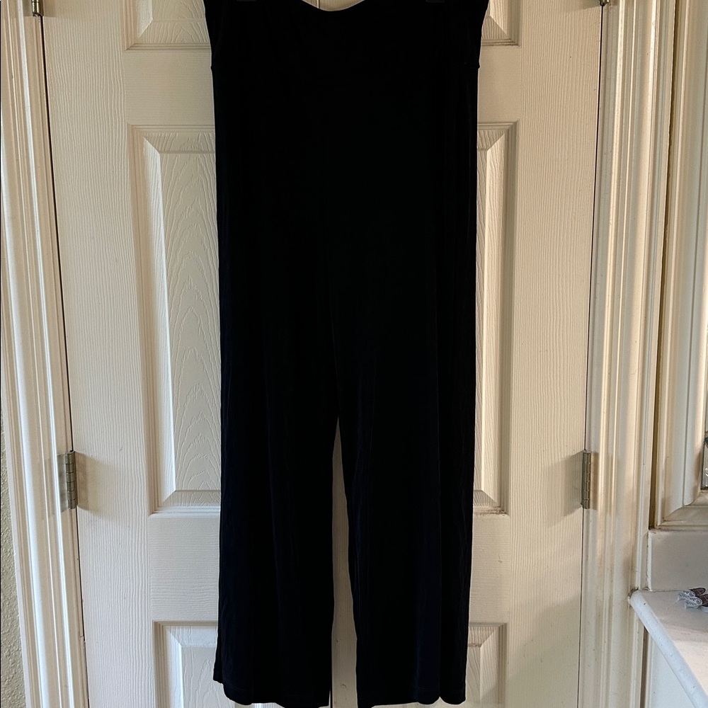 Chico's travelers  Black wide leg pants size 2R